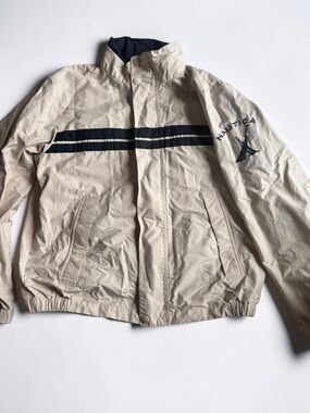 Nautica Jacket Mens M Beige Windbreaker Sailing Style Lightweight Coat